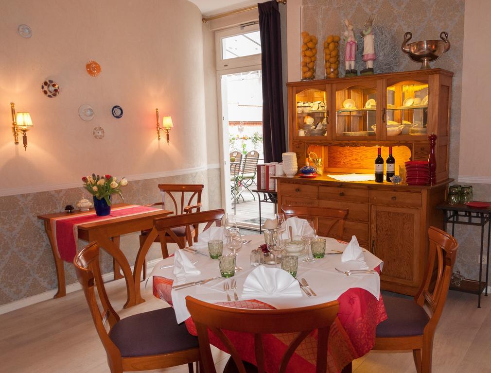 Garni Hotel Drei Lilien 威斯巴登 外观 照片